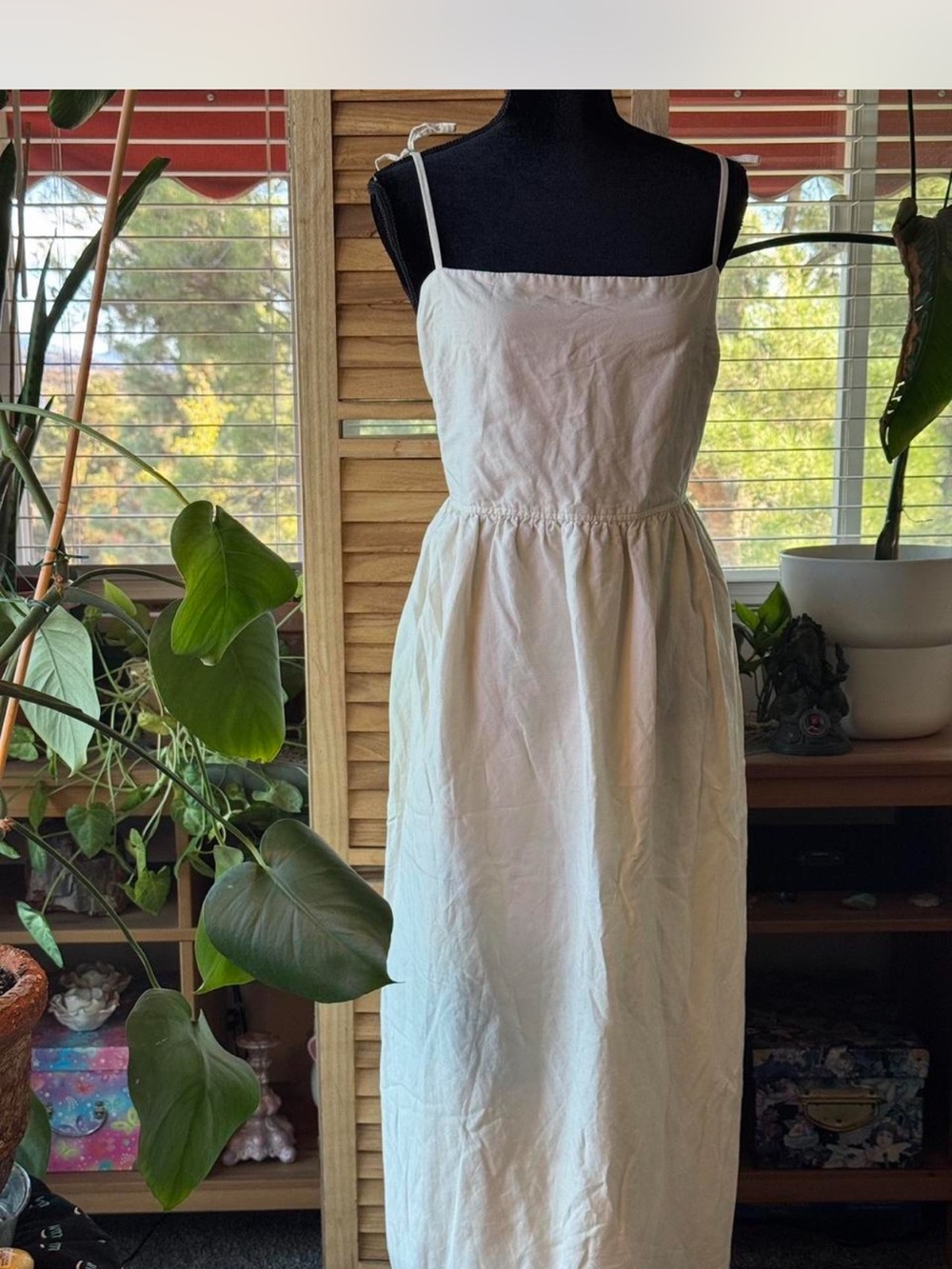 Uniqlo Linen Midi Dress